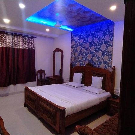 Peth  Hotel Shalimar Executive, Uran Islampur מראה חיצוני תמונה