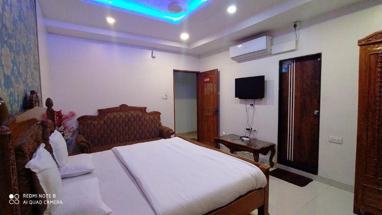 Peth  Hotel Shalimar Executive, Uran Islampur מראה חיצוני תמונה