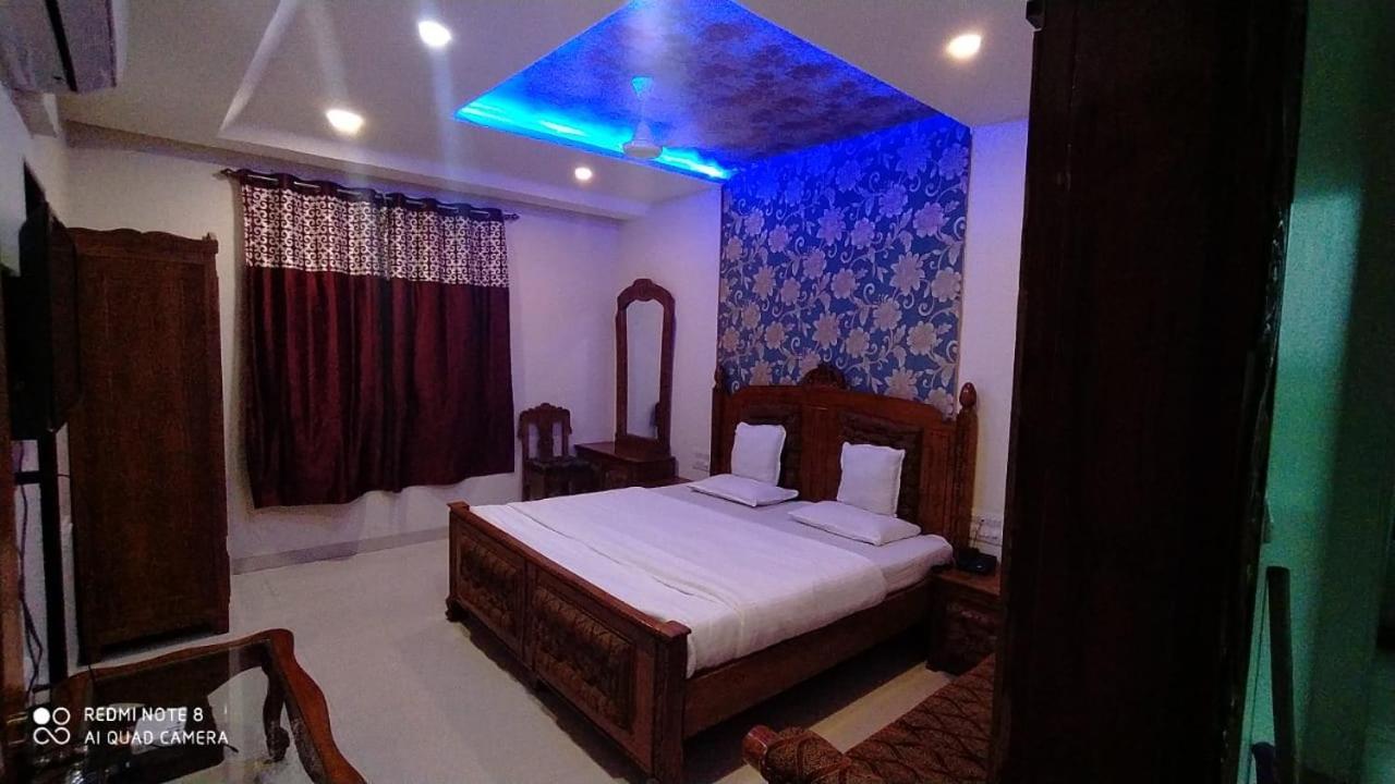 Peth  Hotel Shalimar Executive, Uran Islampur מראה חיצוני תמונה